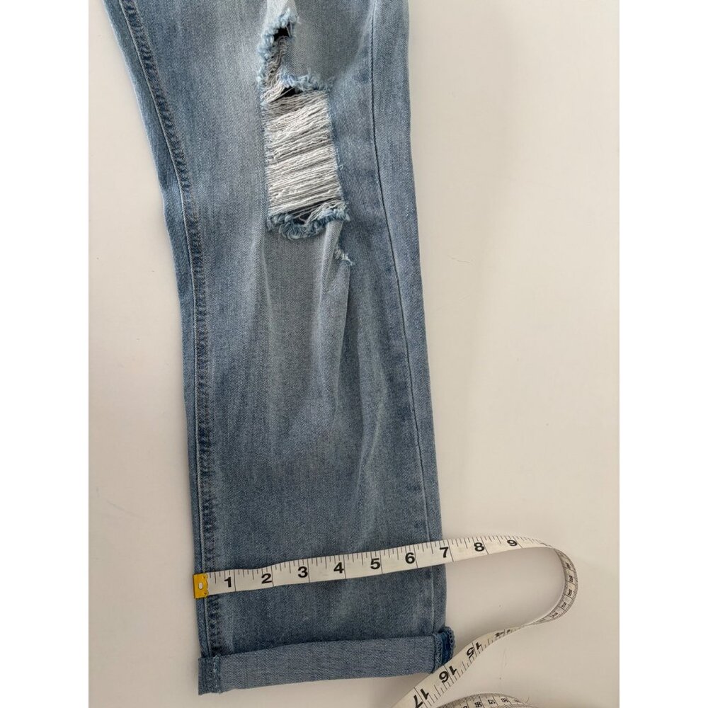 NWT Boyfriend Jeans 13 Light Wash Distressed Cropped Streetwear Festival Grunge - Picture 8 of 15